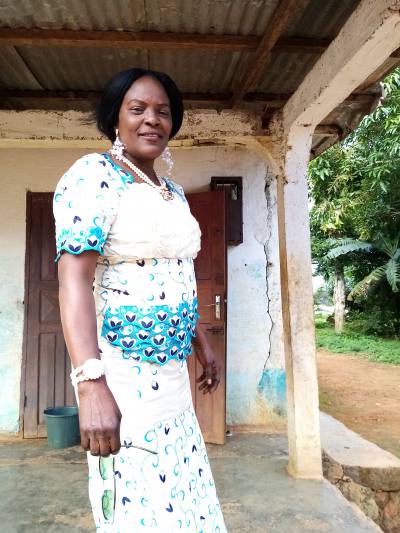 Cecile 59 Jahre Yaoundé Kamerun