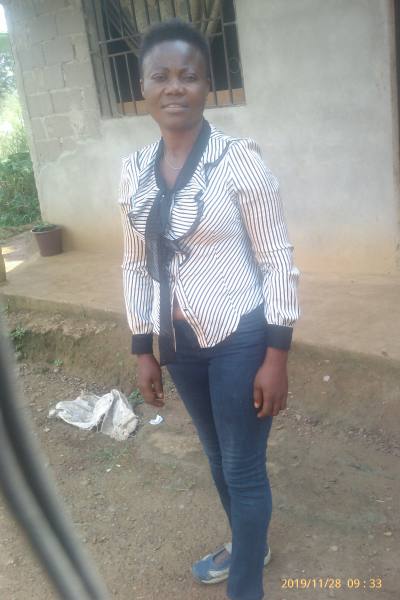 Pauline 46 ans Ebolowa Cameroun