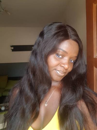 Aicha 42 Jahre Yaoundé Kamerun