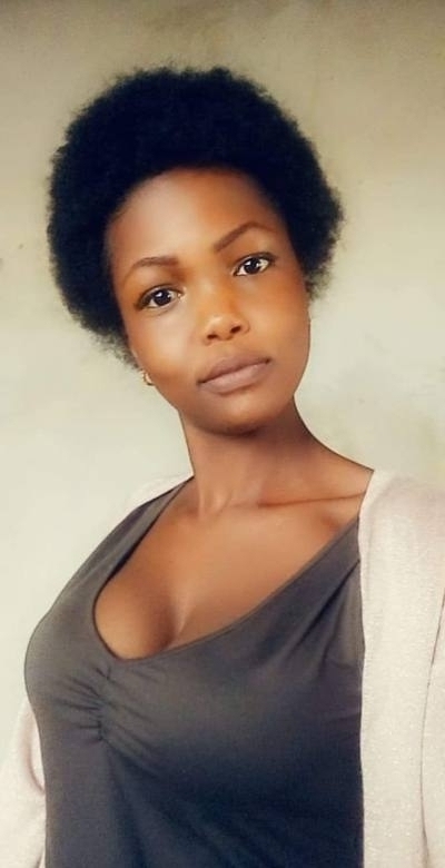 Lili 23 ans Cocody  Côte d'Ivoire
