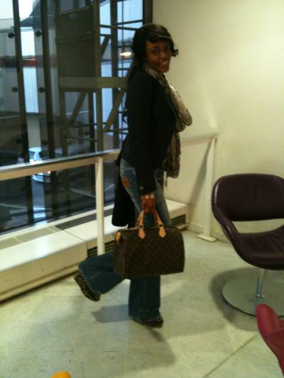 Mimi 44 ans Paris France