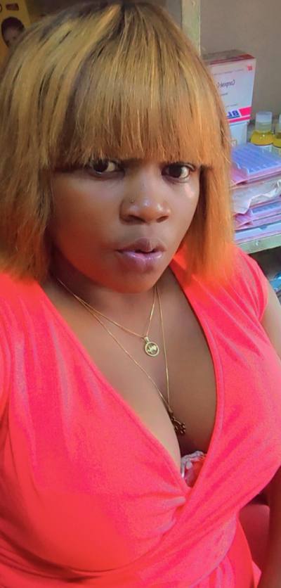 Caprice 33 ans Douala  Cameroun