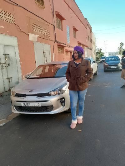 Angela 36 ans Rabat Maroc