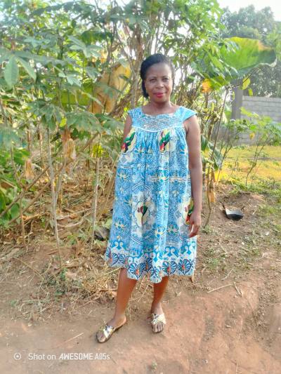 Anne marie 55 Jahre Yaoundé  Kamerun