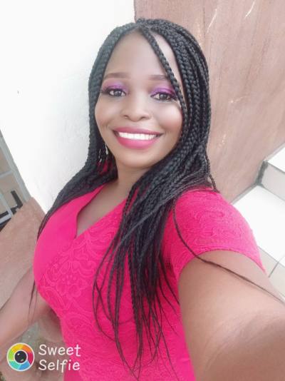 Noelle 36 ans Yaoundé Cameroun