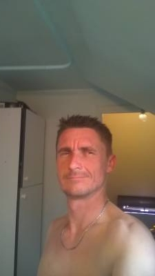 Viktor 39 ans Caen France