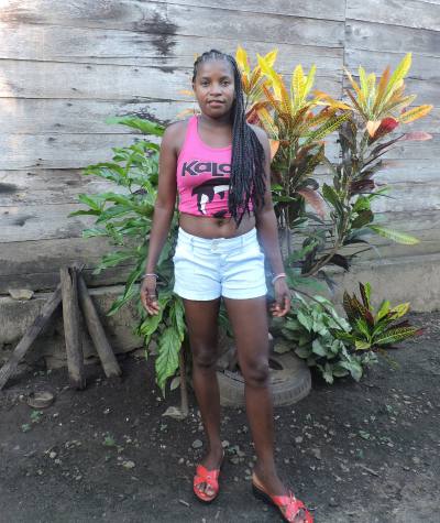 Lauriette 36 Jahre Samabava Madagaskar