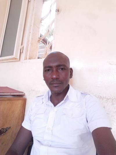 Ibrahim 49 ans Commune 5 Niger