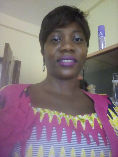 Fleurine 42 ans Conakry Guinée