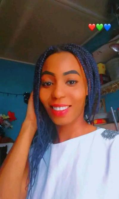 Christevie 24 ans Brazzaville Congo