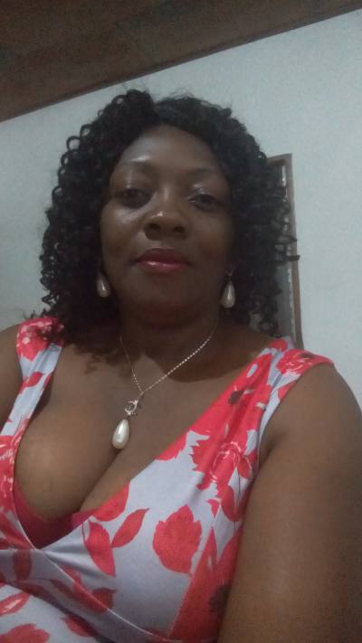 Lili 52 ans Pau France