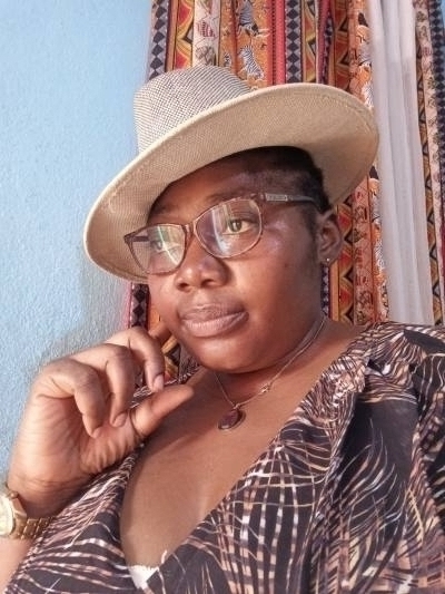 Nadine 41 ans Chrétien  Cameroun