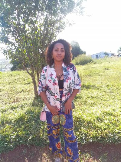 Rozalla  29 ans Sambava  Madagascar