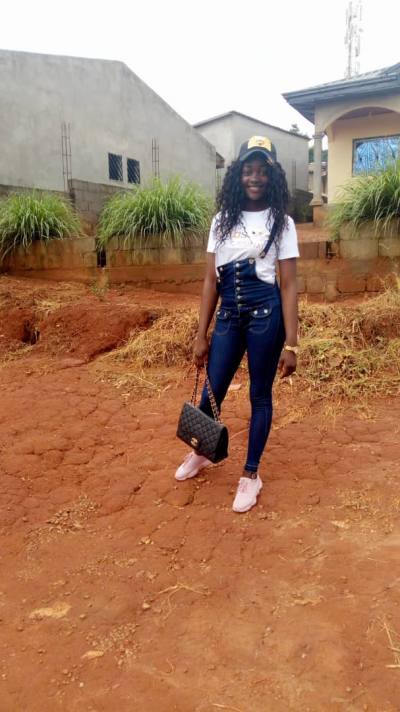 Bejolie 28 ans Yaoundé Cameroun