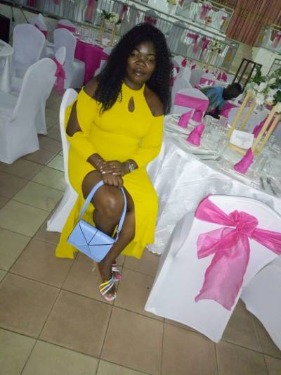 Josie 42 years Yaoundé 4ème Cameroon