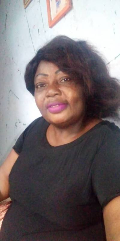 Saloma 51 ans Yaoundé 3 Cameroun