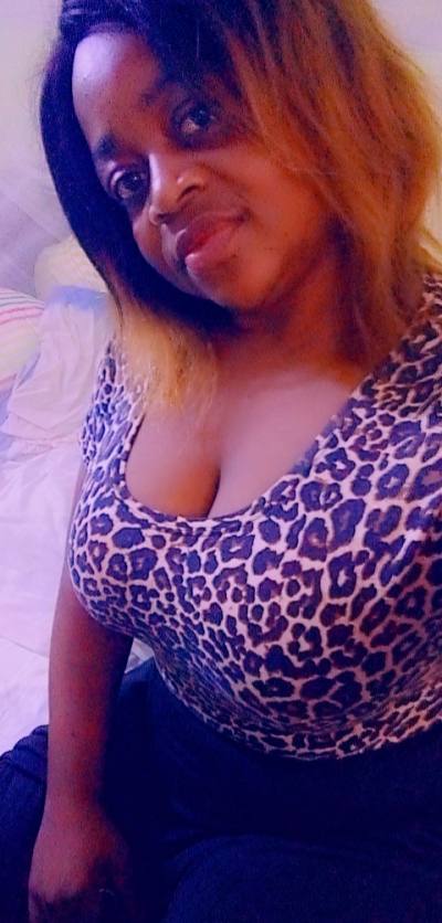 Marie 35 ans Yaounde Cameroun