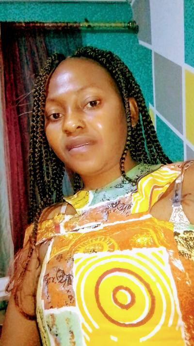 Diane  35 ans Yaounde Cameroun