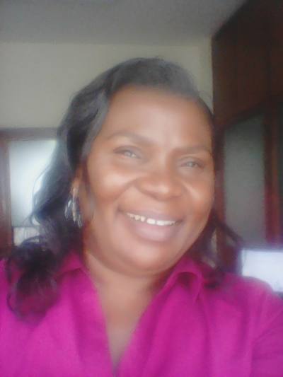 Doriane 53 ans Douale V Cameroun