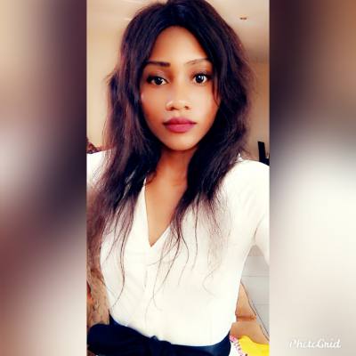 Rosy 24 ans Yaoundé 4 Cameroun