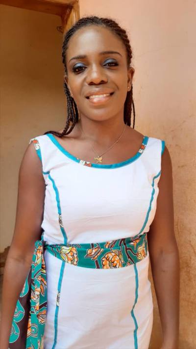 Manuela 39 years Yaounde Cameroon