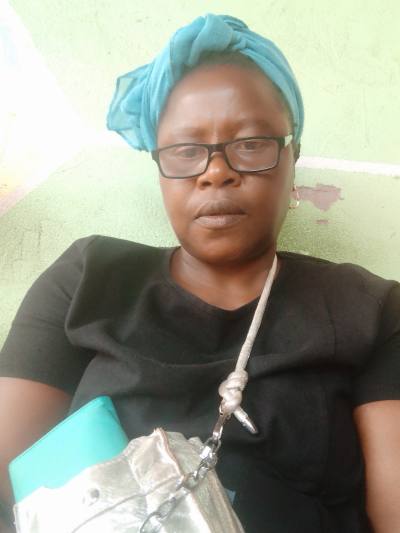 Marie  50 ans Centre Cameroun