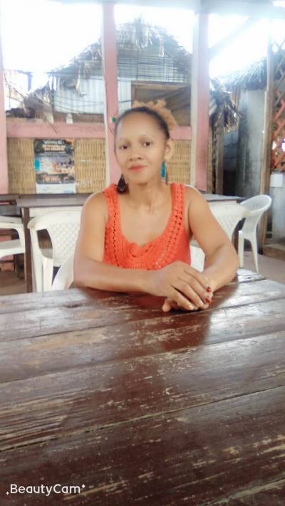 Christine 41 ans Toamsina Madagascar