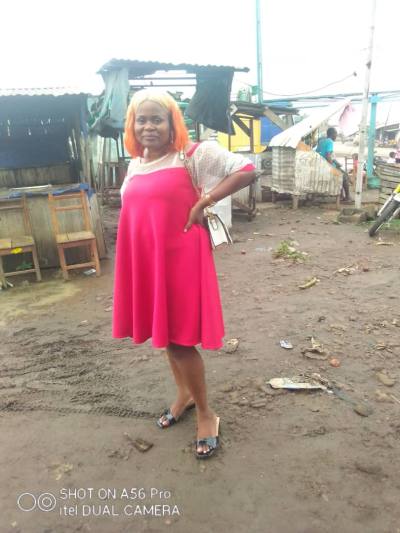 Nikelle 36 years Douala  Cameroon