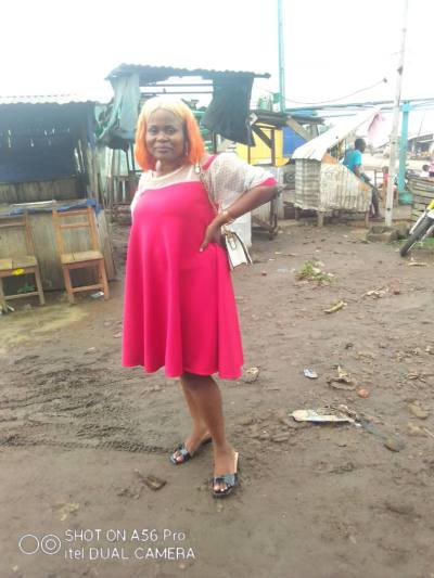 Nikelle 35 ans Douala  Cameroun