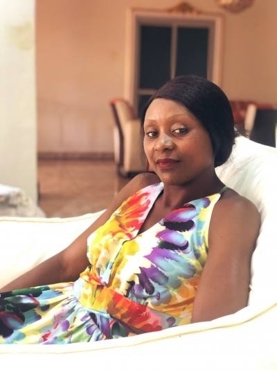 Charlyne 41 ans Yaoundé Cameroun