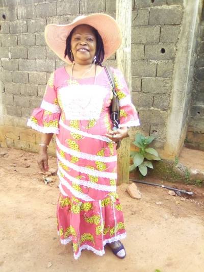 Jacqueline 61 ans Yaounde Cameroun