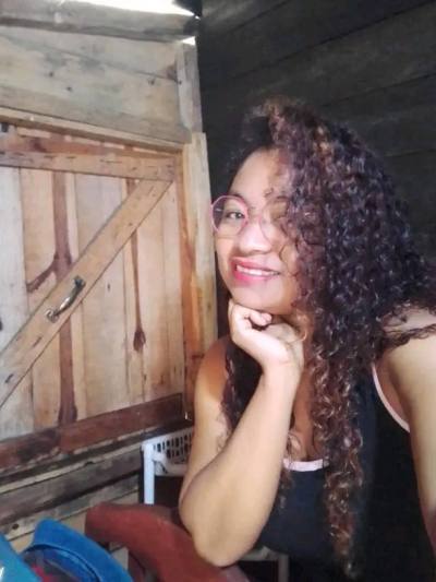 Oliviaha 41 Jahre Toamasina Madagaskar