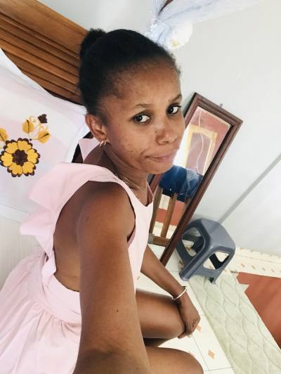 Norah 31 Jahre Antalaha  Madagaskar