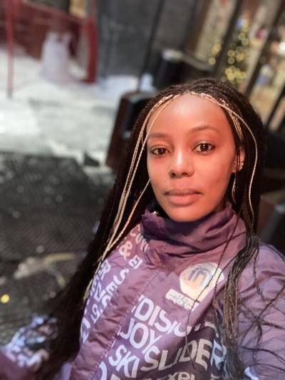 Leona 28 ans Goma République démocratique du Congo