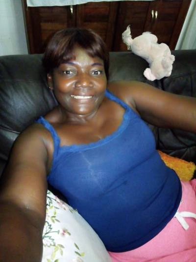 Thérèse 54 ans Yaoundé 4 Cameroun