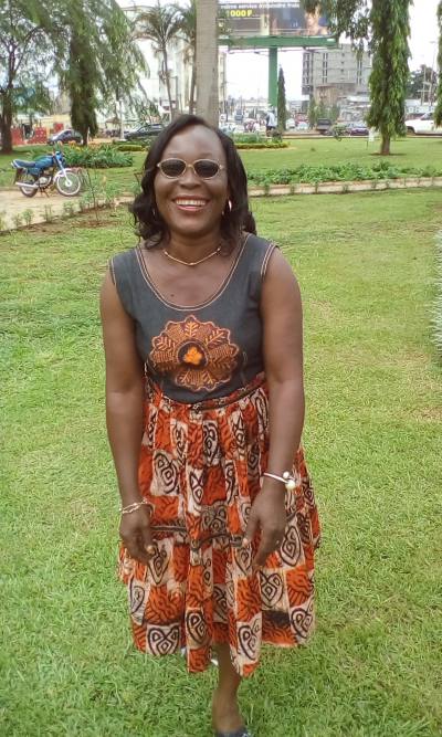 Falina 52 years Yaoundé  Cameroon