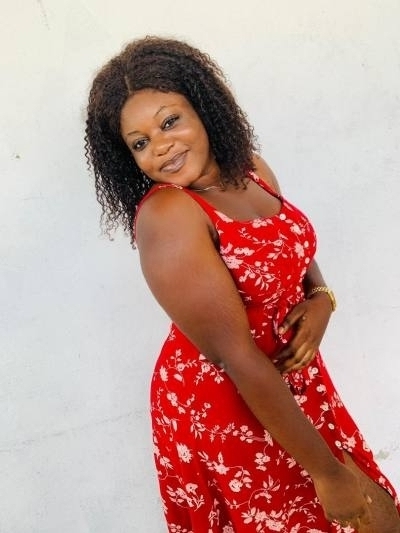 Monica 28 Jahre Libreville Gabun
