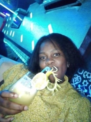 Mary 37 ans Littoral Cameroun
