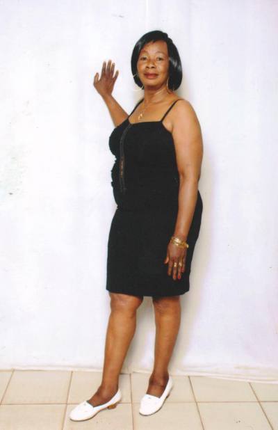 Alphonsine 67 ans Yaoundé Cameroun