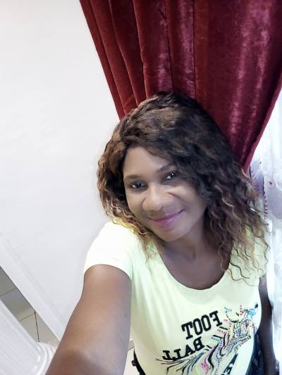 Mathilde 51 ans Yaoundé Cameroun