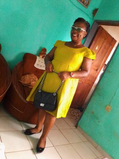 Edith 48 years Yaoundé Cameroon