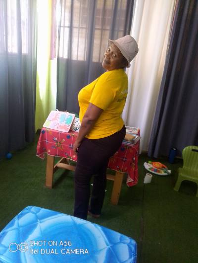 Philomene 55 ans Je Cherche Un Homme Sérieux Pour Le Mariage Cameroun
