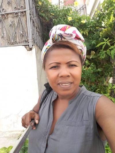 Viviane 49 ans Diego Suarez Madagascar