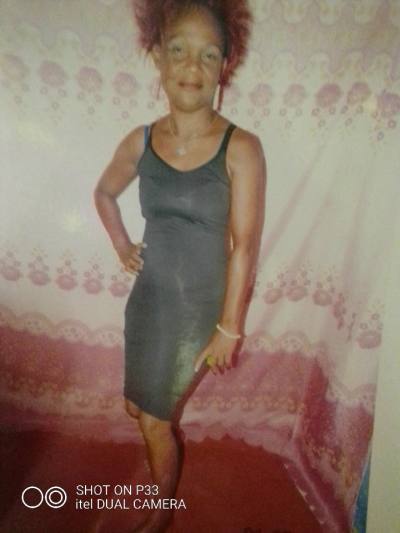 Blanche 48 Jahre Douala Kamerun