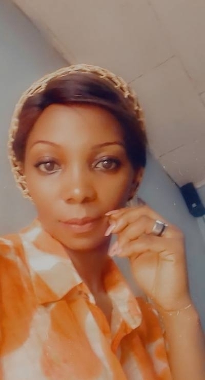 Mathilde 42 Jahre Yaoundé 4 Kamerun