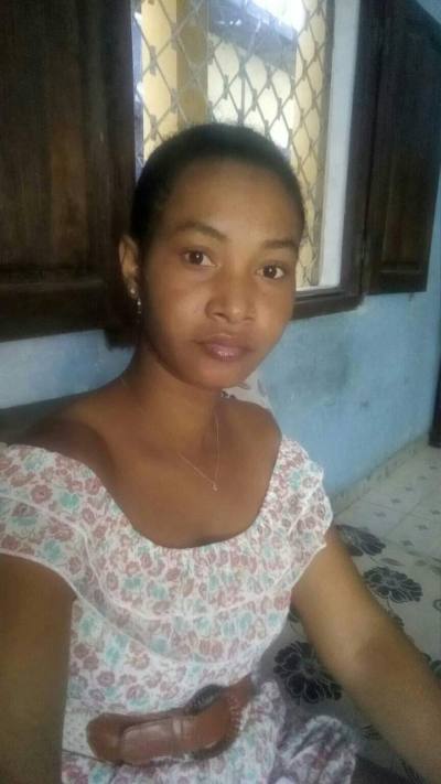 Jessica 25 ans Majunga Madagascar