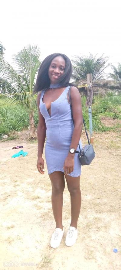 Misskota 33 ans Akanda  Gabon