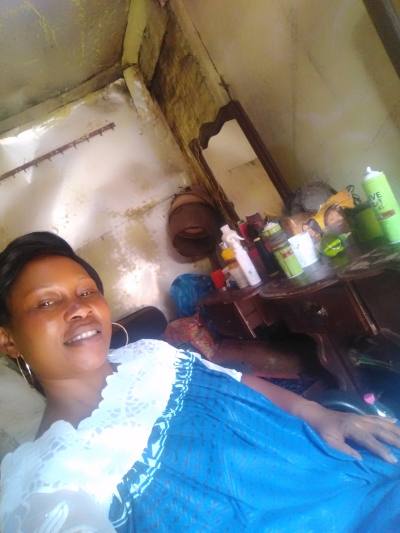 Hortense 43 ans Nfoundi Cameroun