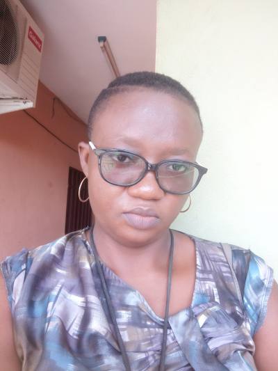 Allegra 35 ans Douala Cameroun
