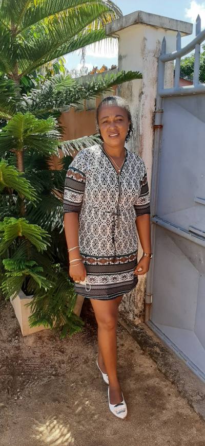 Laurette 48 ans Sambava Madagascar